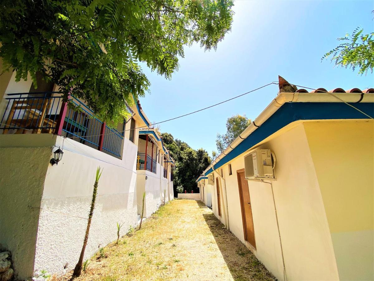 Ramo'S Cozy Beachside Haven With Panoramic Views - 1St Villa Vlorë Buitenkant foto