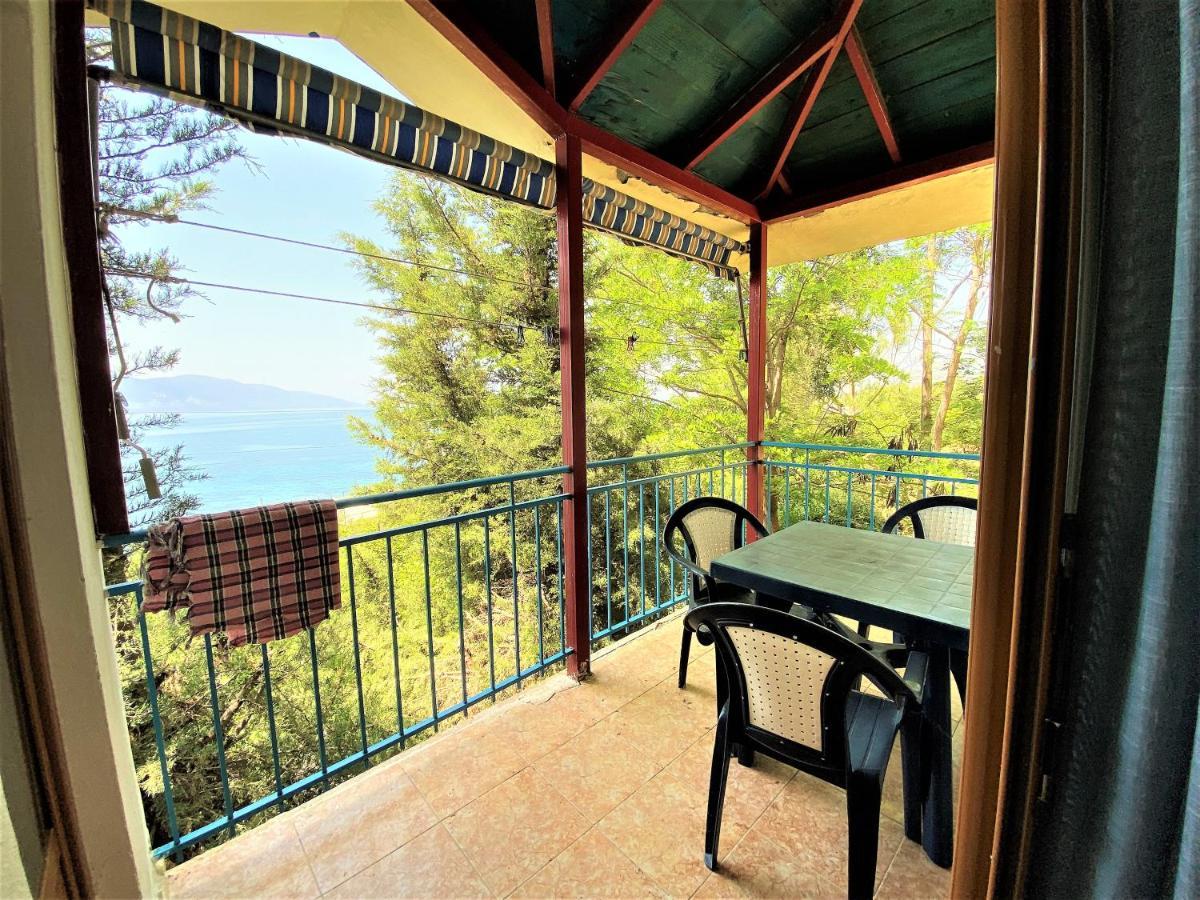 Ramo'S Cozy Beachside Haven With Panoramic Views - 1St Villa Vlorë Buitenkant foto